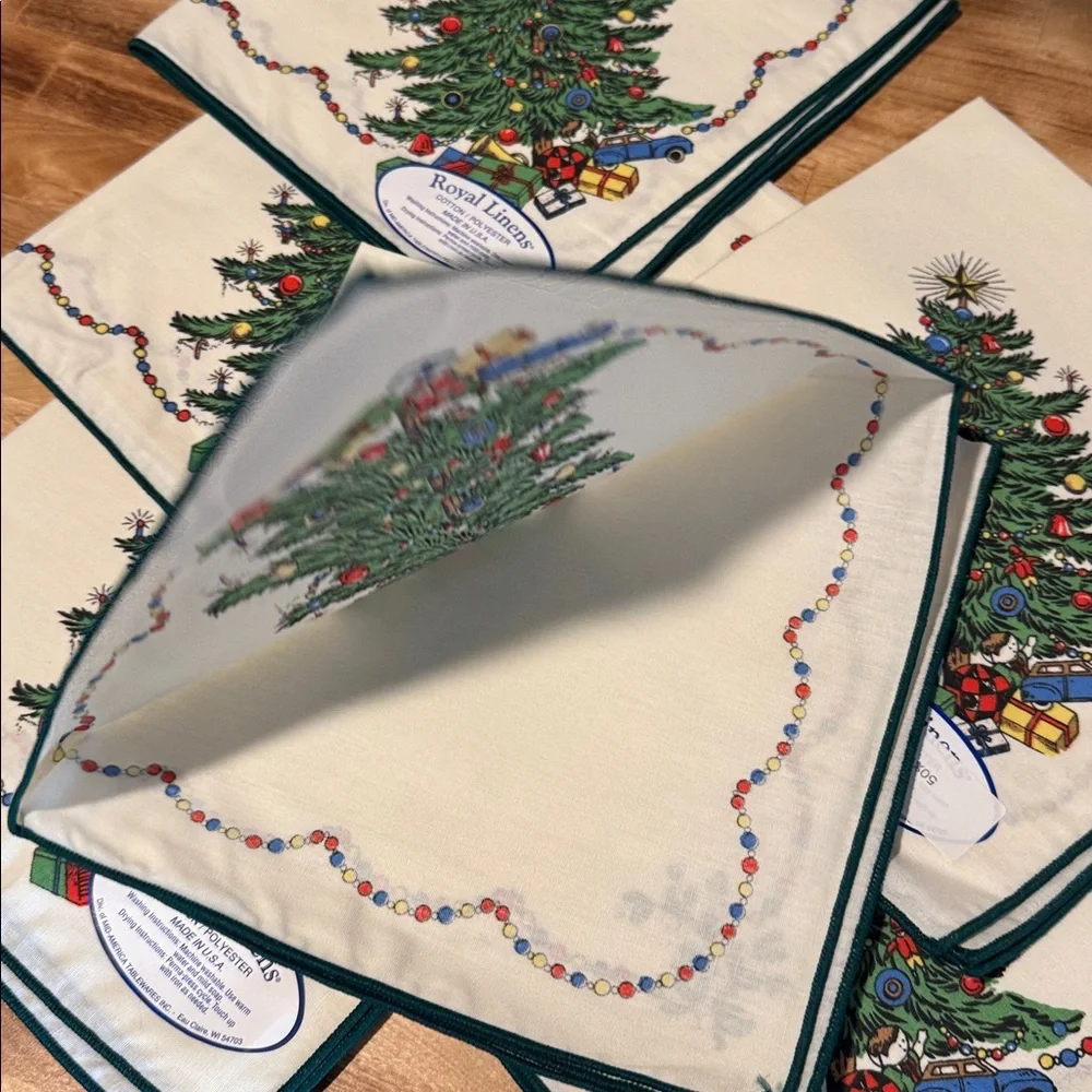Royal Linens Christmas Tree Napkins: Set of 6